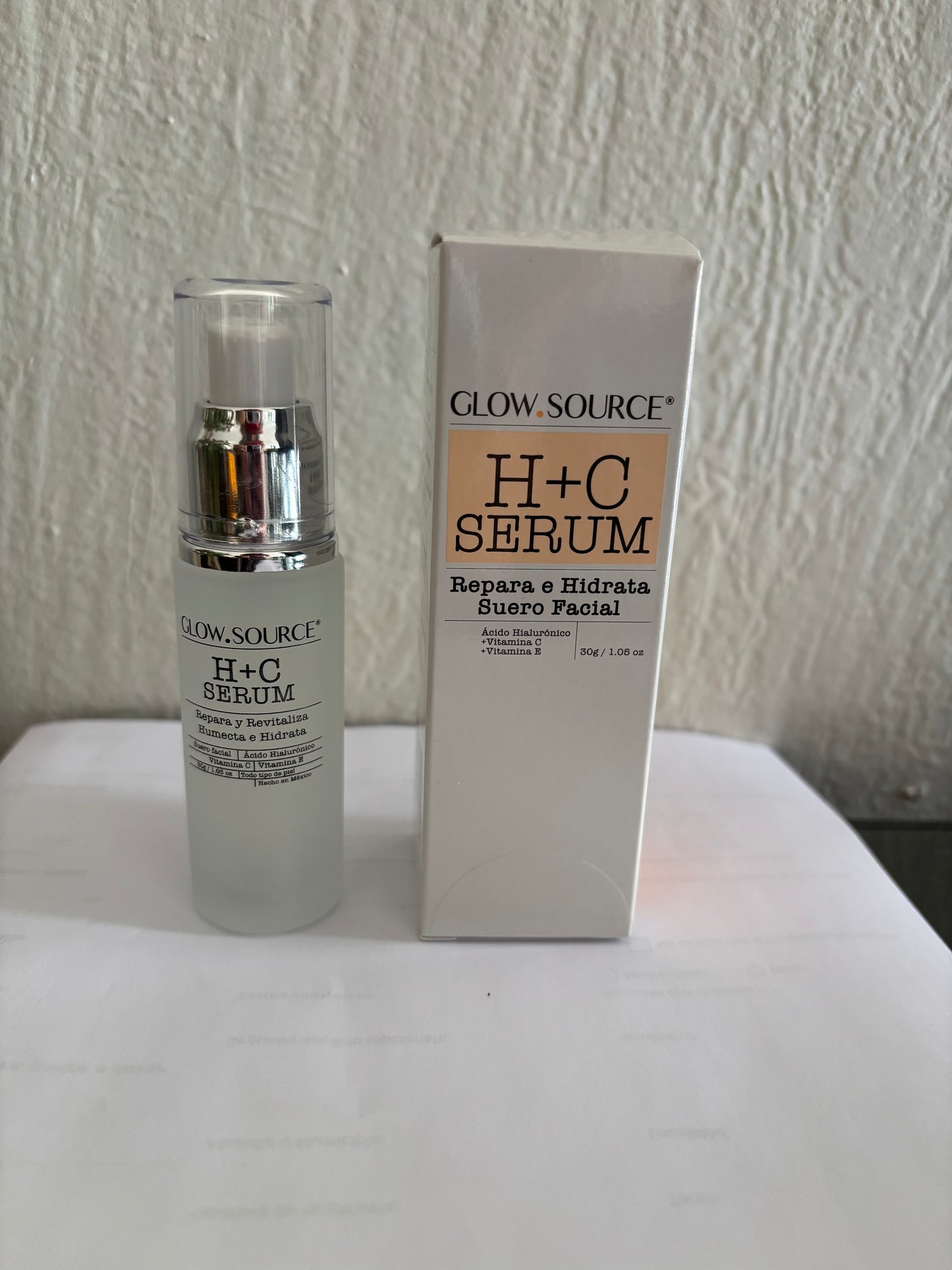 GLOW.SOURCE Serum Vita C HC. Suero Facial con Aloe Vera, vitamina E y C mas Ácido Hialurónico, Repara, Revitaliza, Humecta, e Hidrata